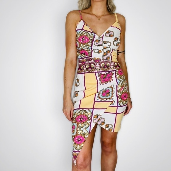 💫 VENUS | Asymmetrical Color Block Cinched Draped  Faux Wrap Mini Dress - Picture 2 of 7
